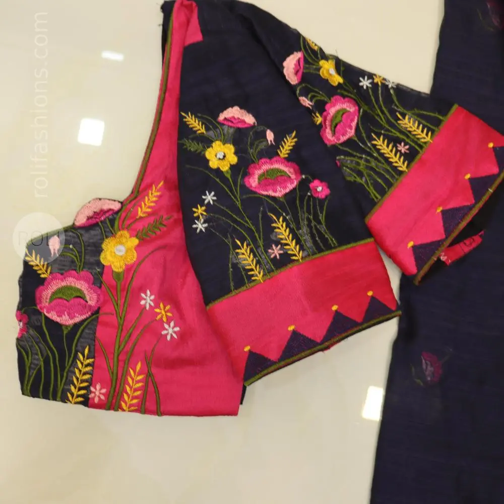 Nevy blue saree in floral embroidery and patterned with pink fabric