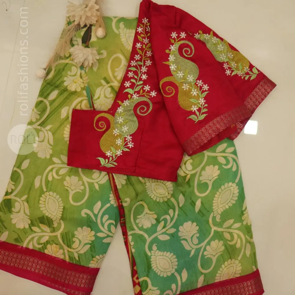 Three shades of green with kempu border