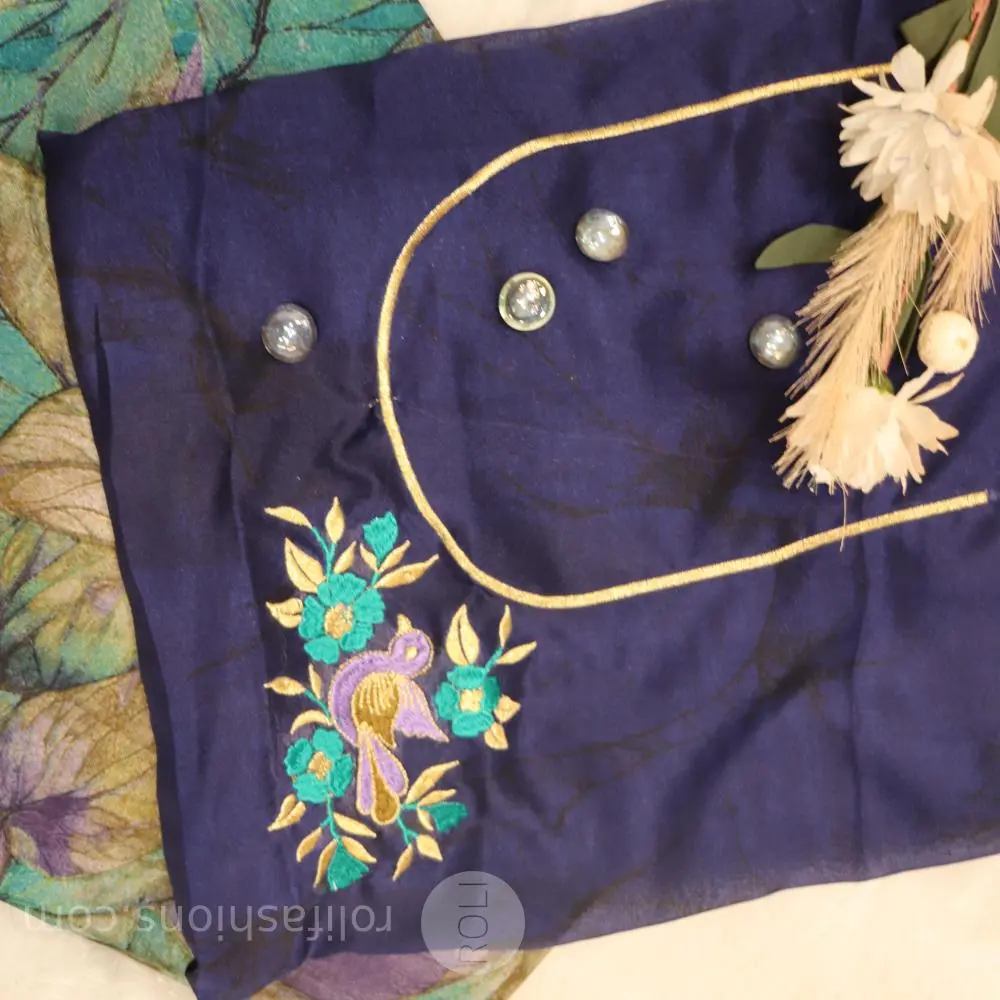 Dried leaves with nevy border