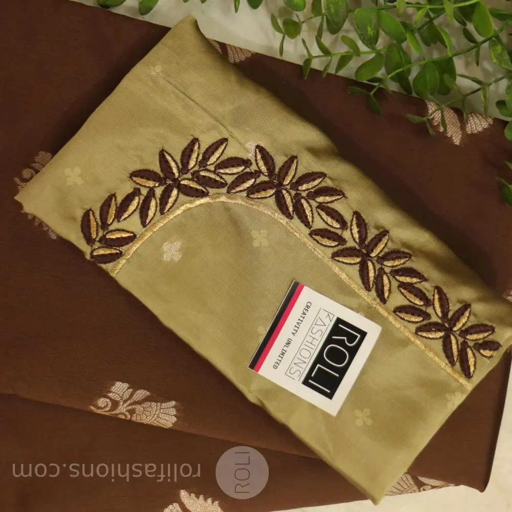 Coffee powder brown saree with light dried moss border