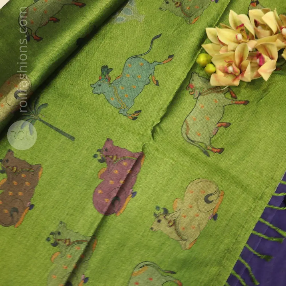 Dark violet saree withparrat green pallu and blouse