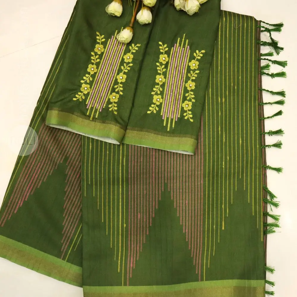 Rich deep forest green with a beautiful earthy elegance.