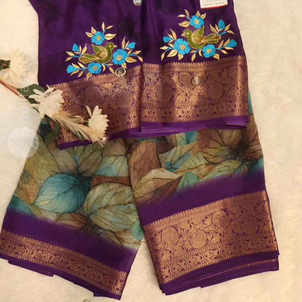 Dried leaves with purple border