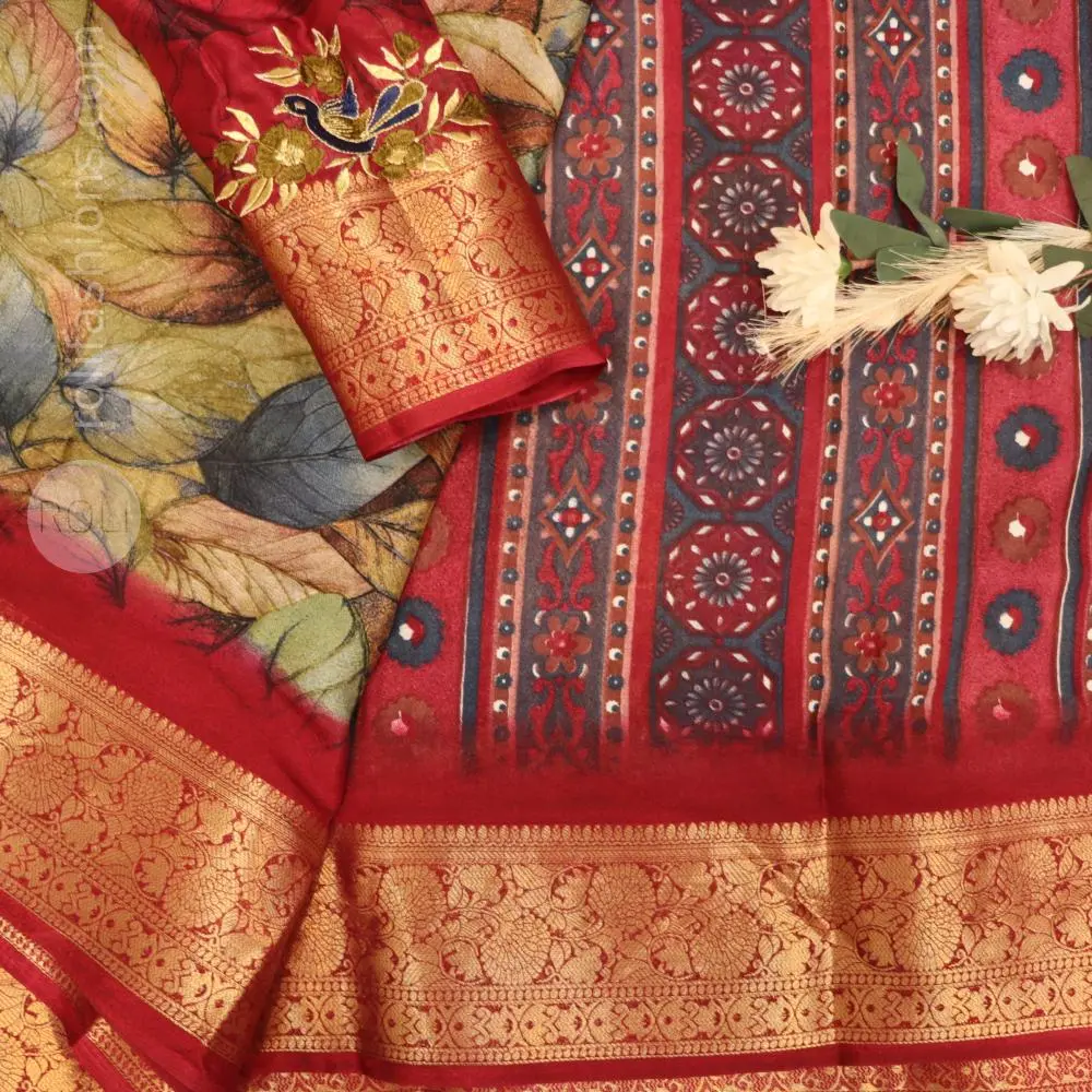 Multicoloured leaves with maroon border