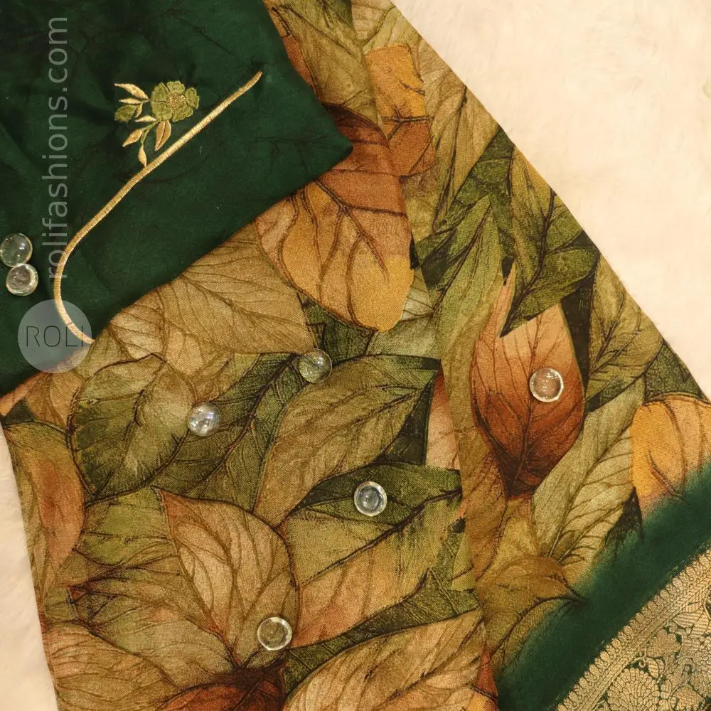 Dried leaves with bottle green border